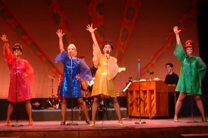 Betty Jean in 'Marvelous Wonderettes'